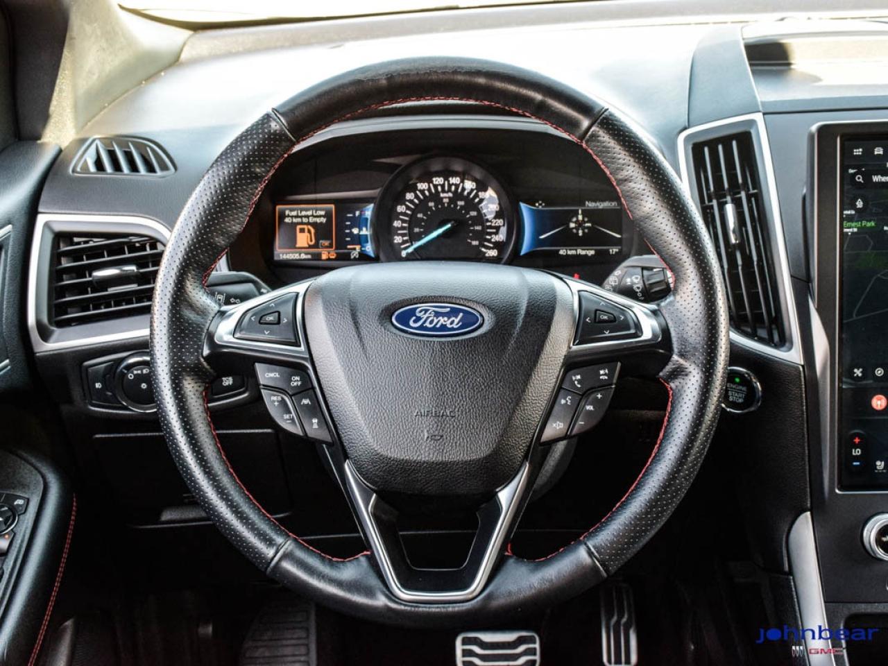 2022 Ford Edge ST Line Photo