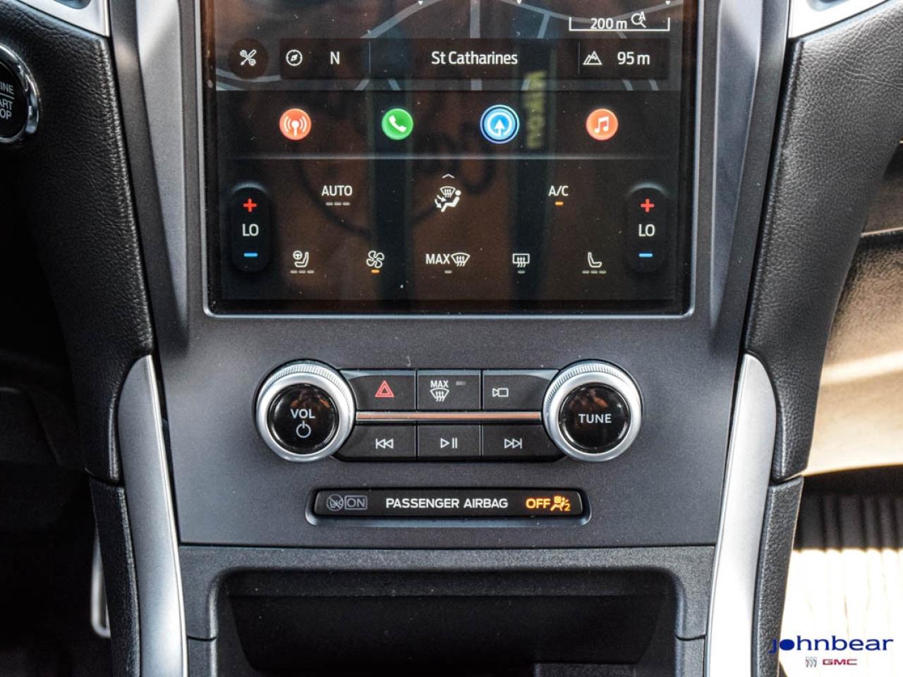 2022 Ford Edge ST Line Photo