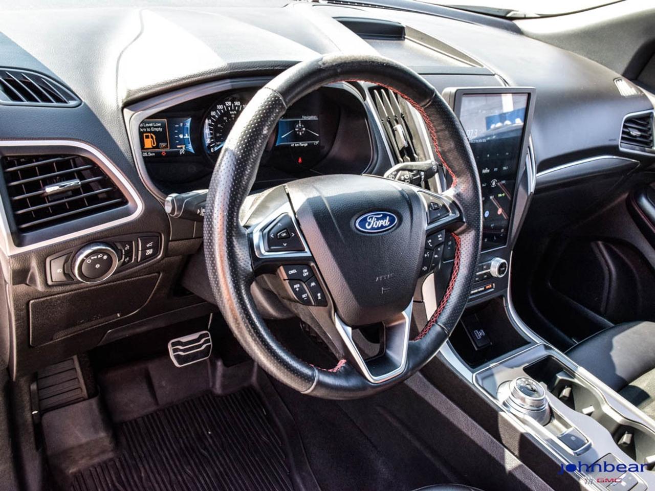 2022 Ford Edge ST Line Photo