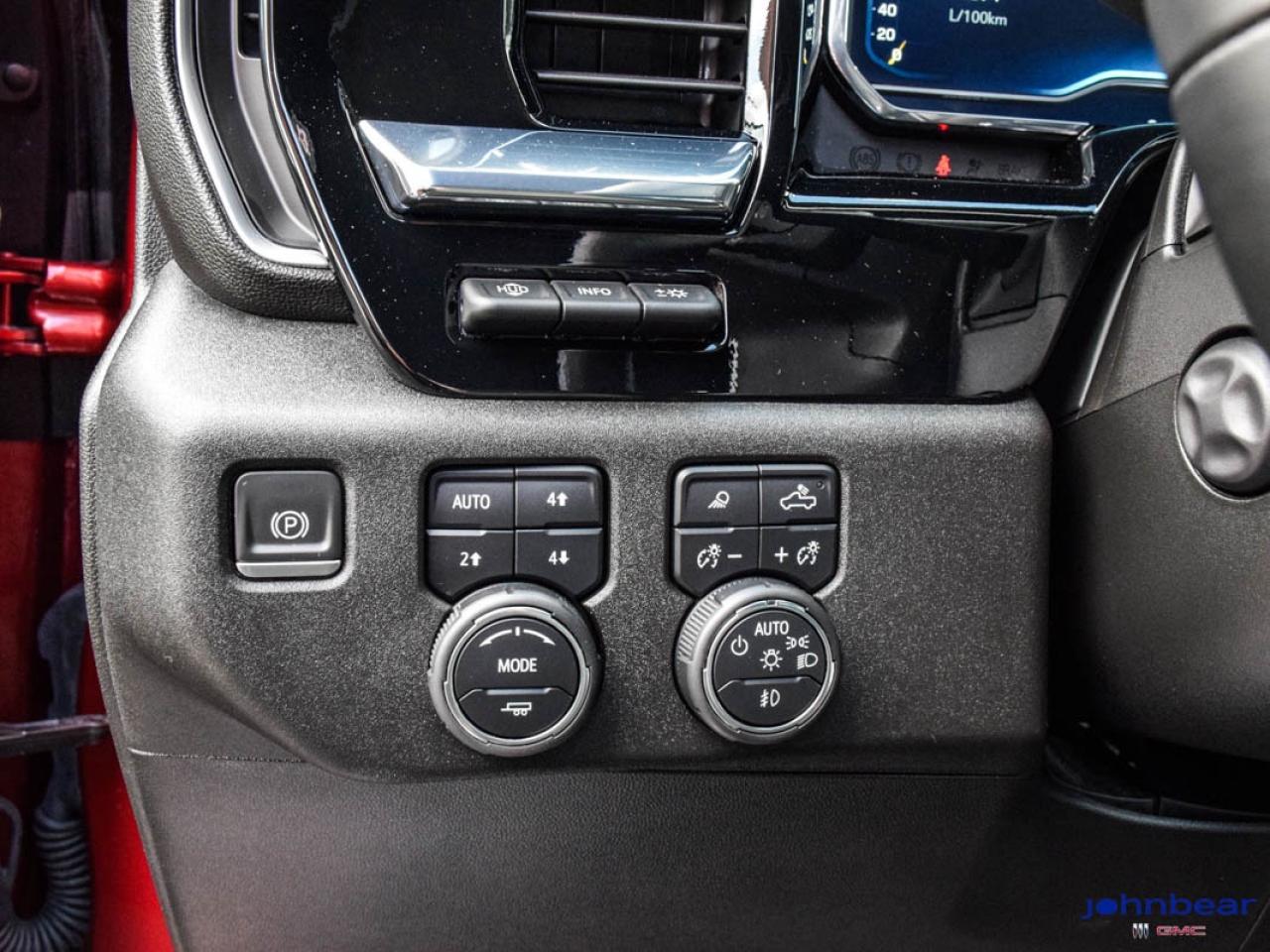 2023 Chevrolet Silverado 1500 LTZ Photo