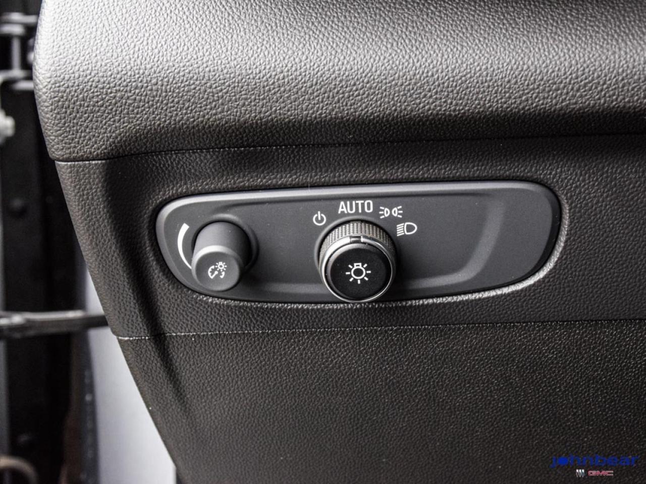 2021 Buick Envision Preferred Photo