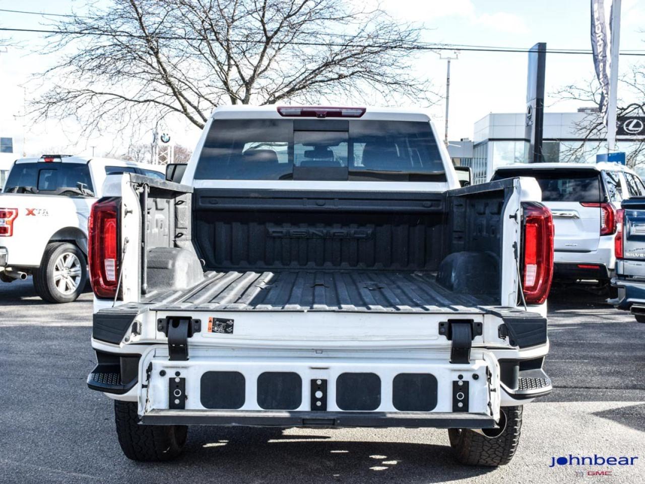 2022 GMC SIERRA 2500HD DENALI Photo