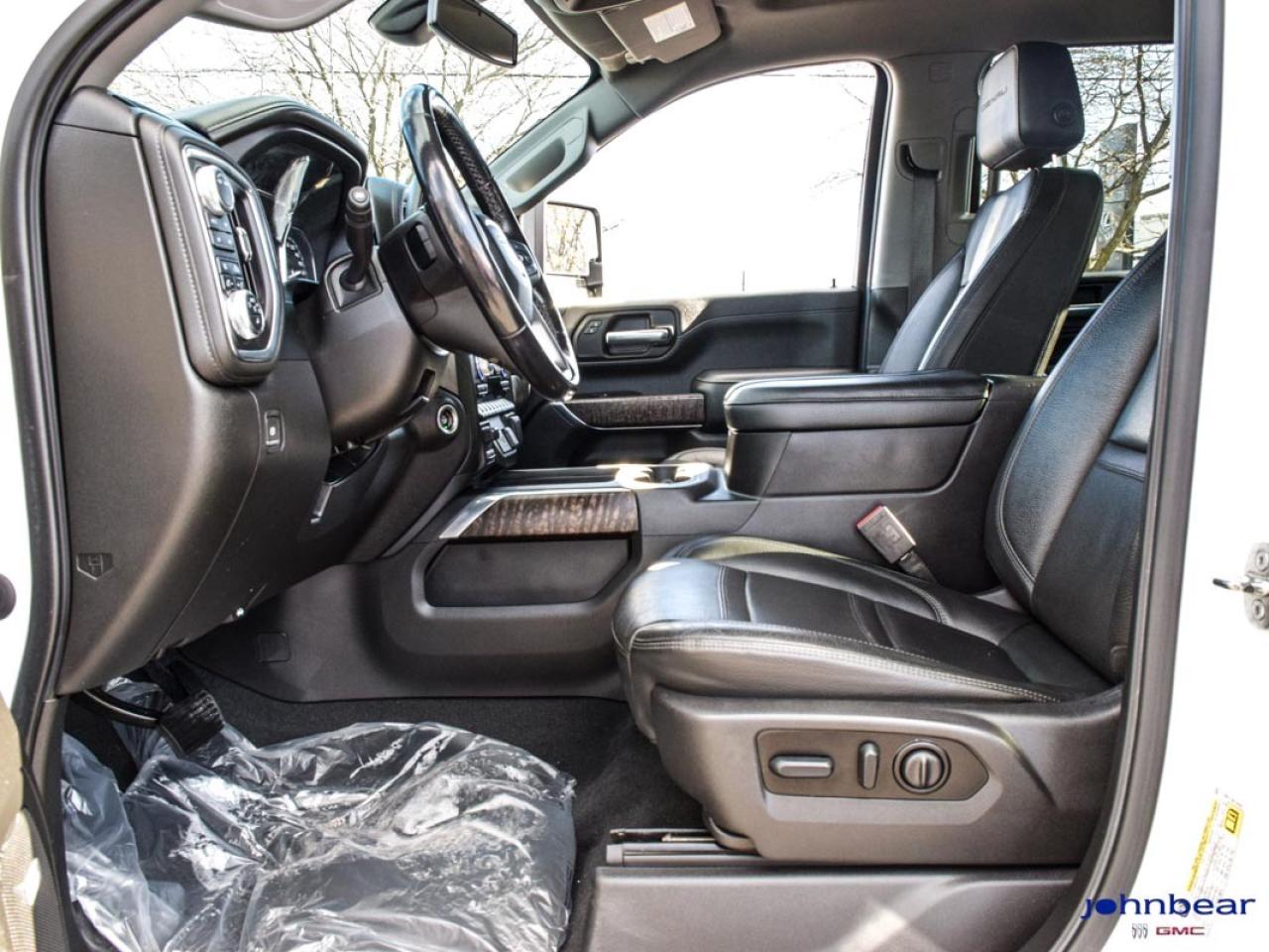 2022 GMC SIERRA 2500HD DENALI Photo