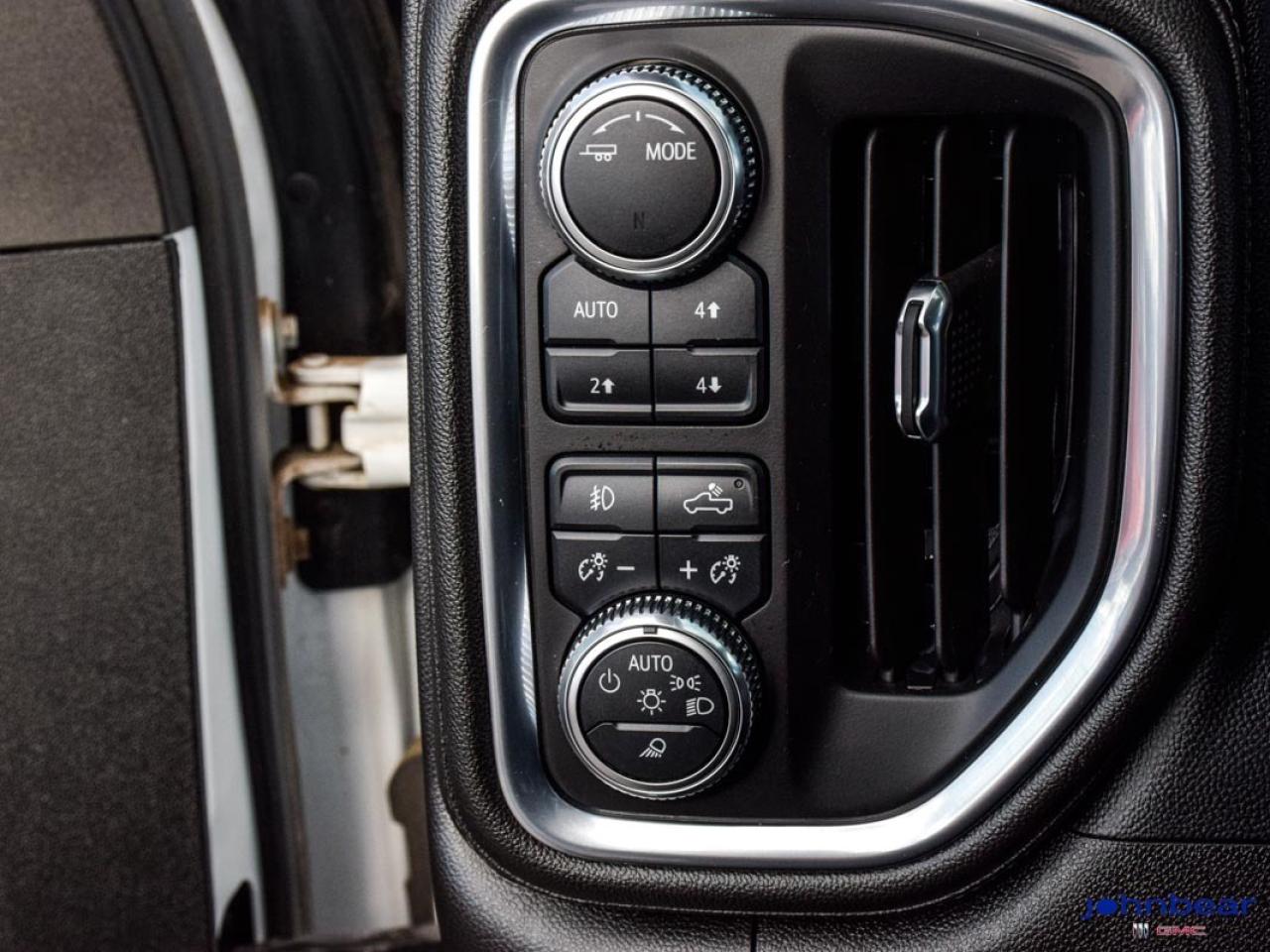 2022 GMC SIERRA 2500HD DENALI Photo