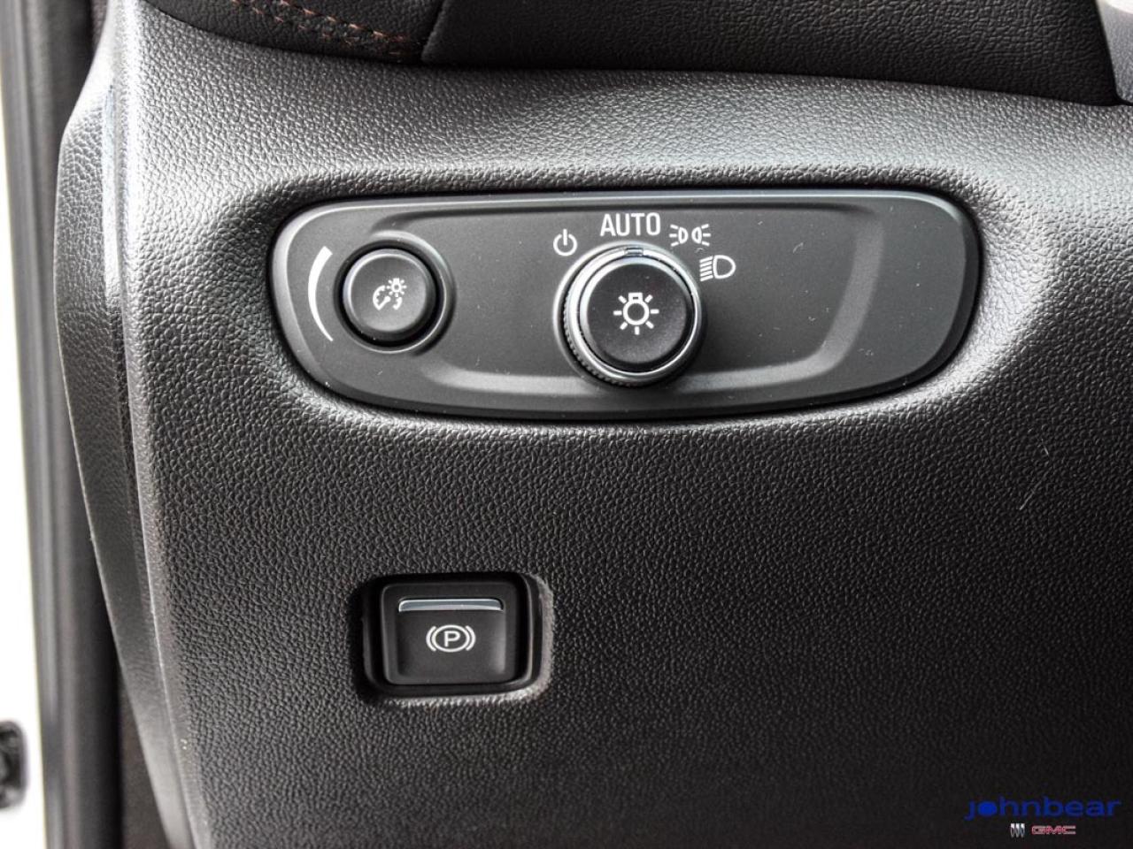 2023 Chevrolet Blazer Premier Photo