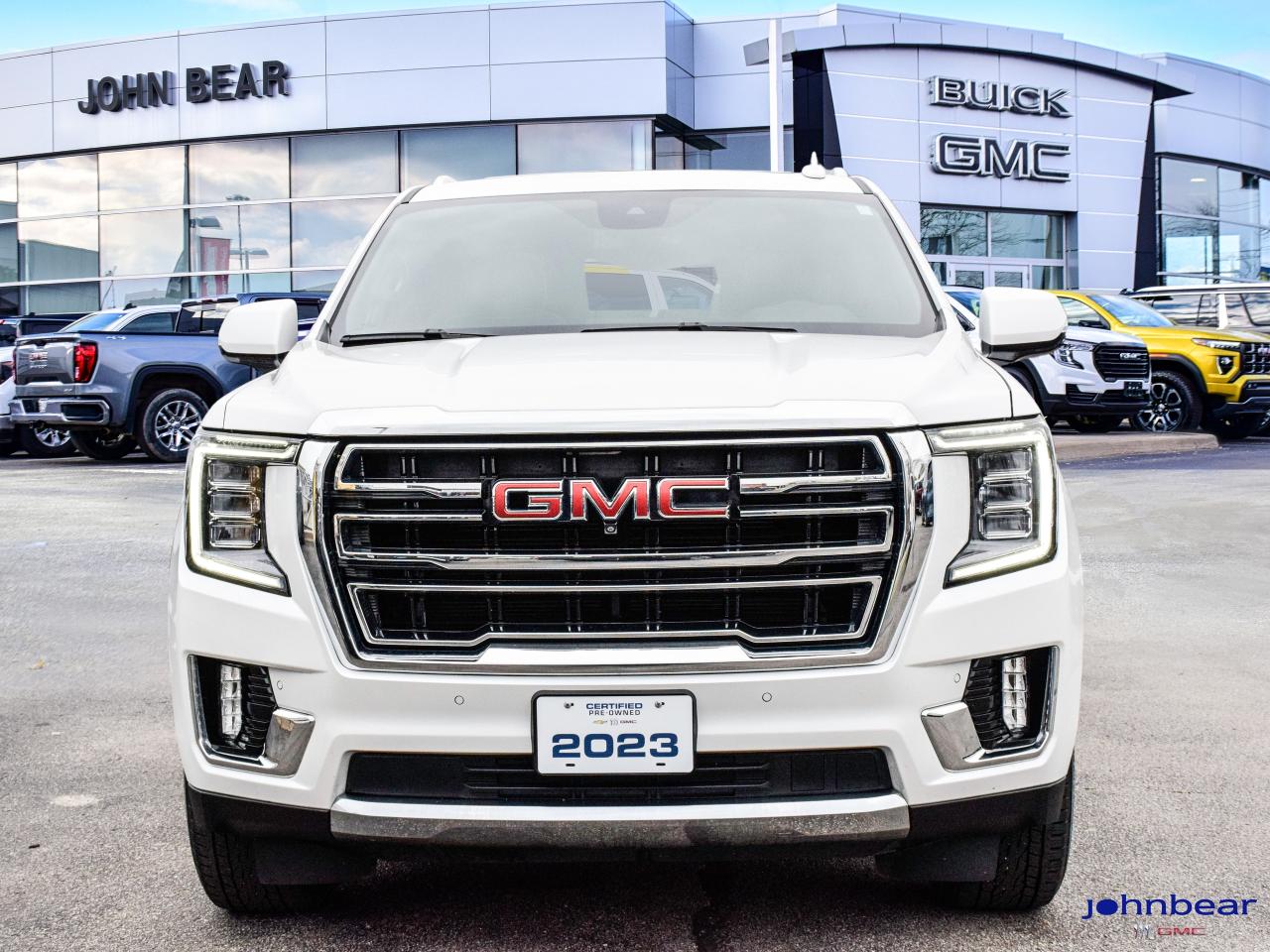 2023 GMC Yukon SLT Photo