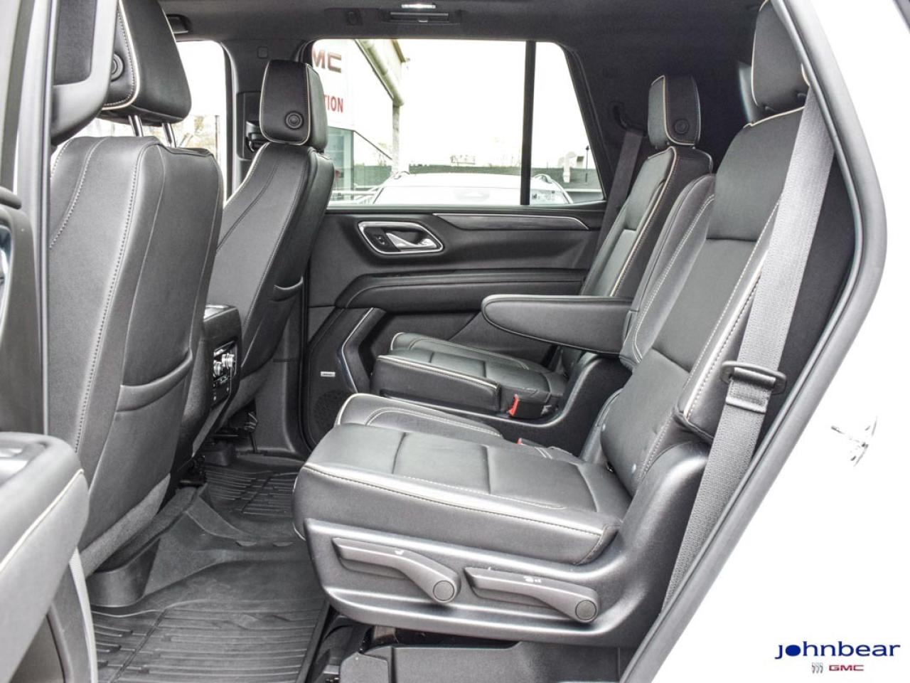 2023 GMC Yukon SLT Photo