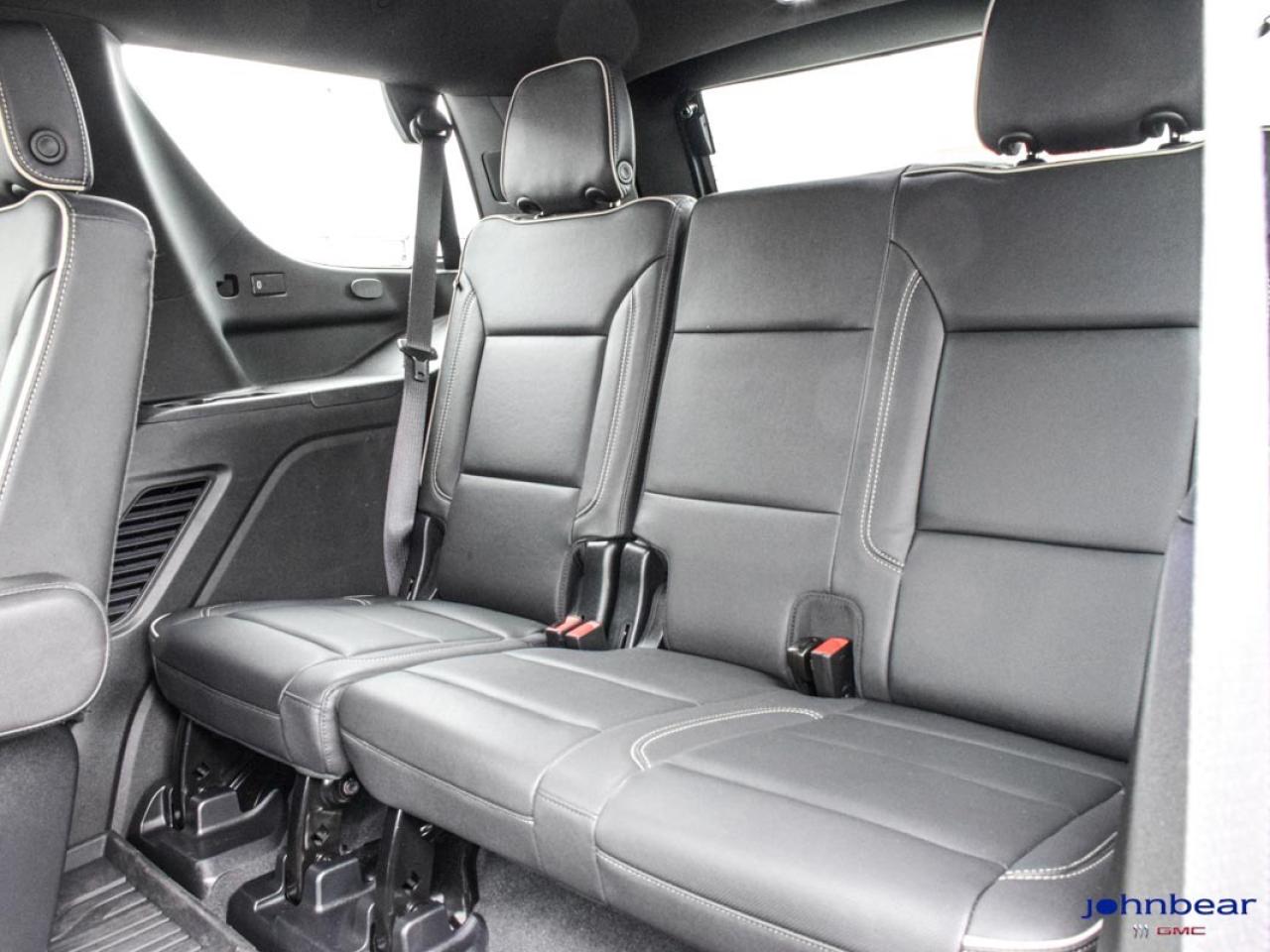 2023 GMC Yukon SLT Photo