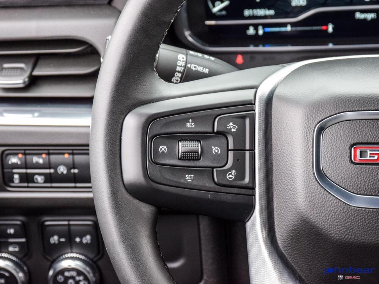 2023 GMC Yukon SLT Photo