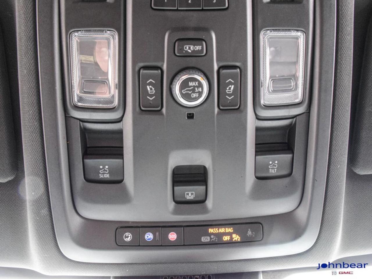 2023 GMC Yukon SLT Photo