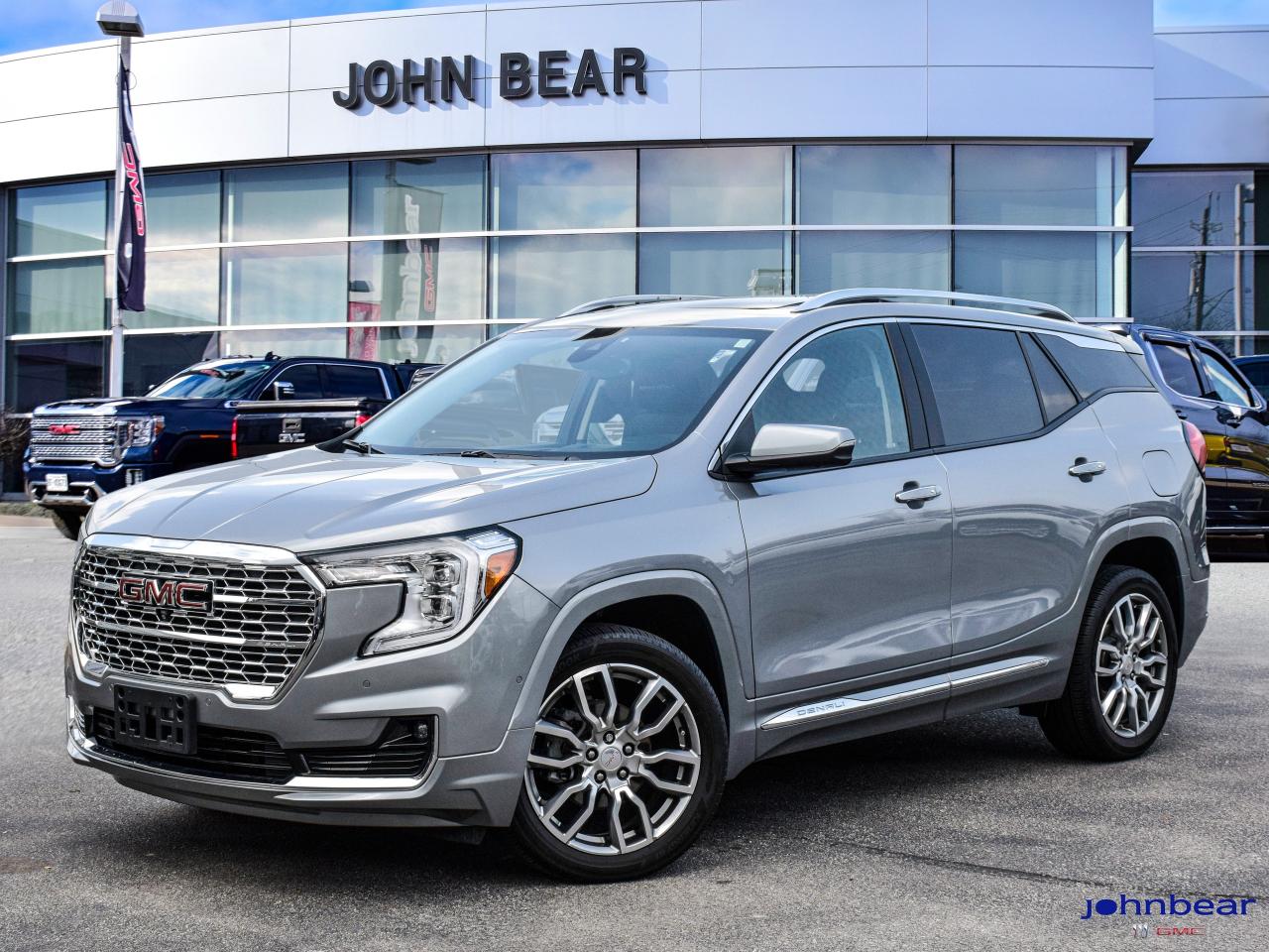 2024 GMC Terrain Denali Photo0