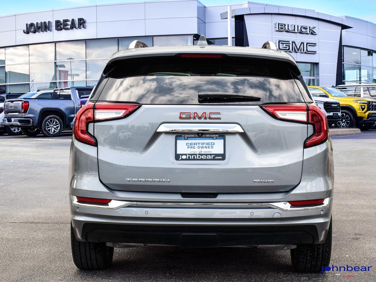 2024 GMC Terrain Denali Photo