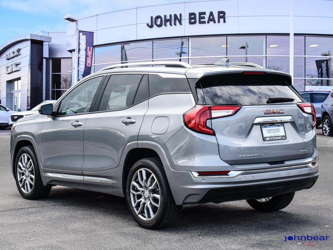 2024 GMC Terrain Denali Photo