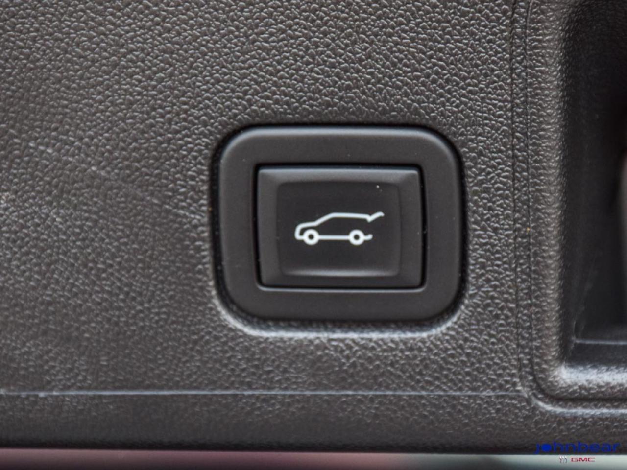 2024 GMC Terrain Denali Photo