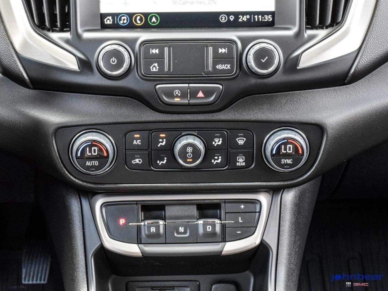 2024 GMC Terrain Denali Photo