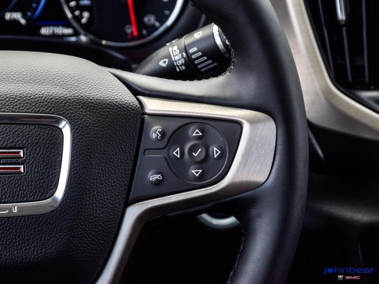 2024 GMC Terrain Denali Photo