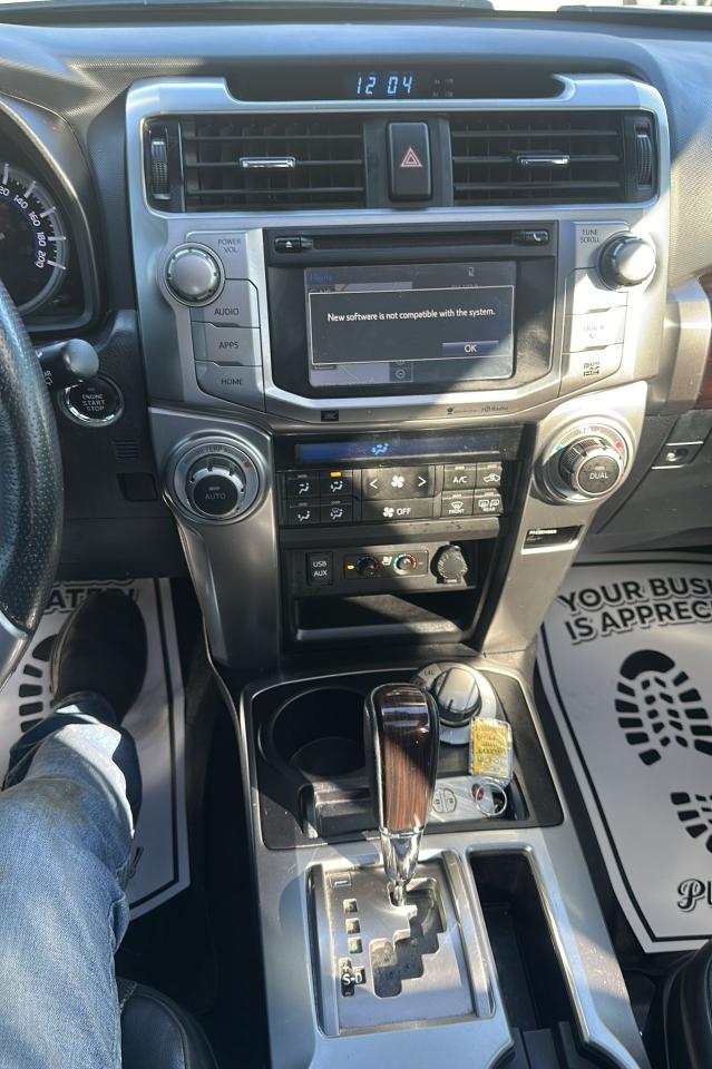 2016 Toyota 4Runner SR5 - Photo #10