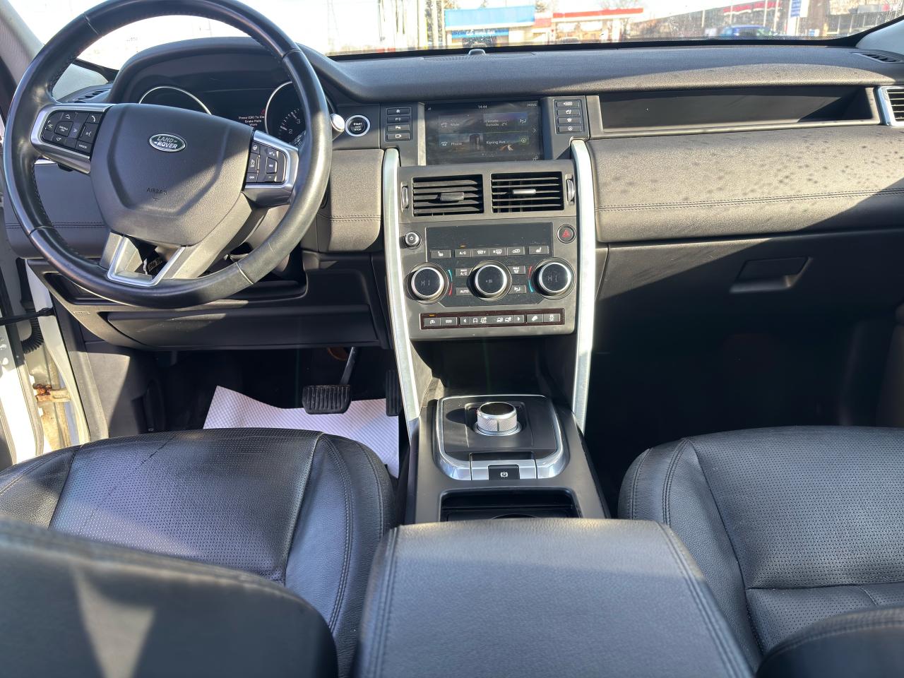 2016 Land Rover Discovery Sport HSE CERTIFIED - Photo #14