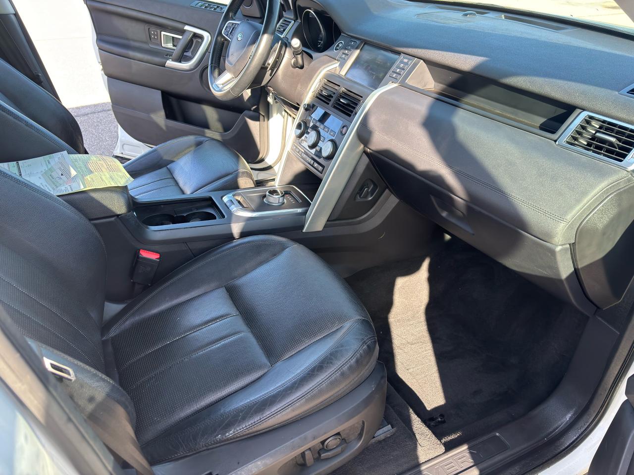 2016 Land Rover Discovery Sport HSE CERTIFIED - Photo #2