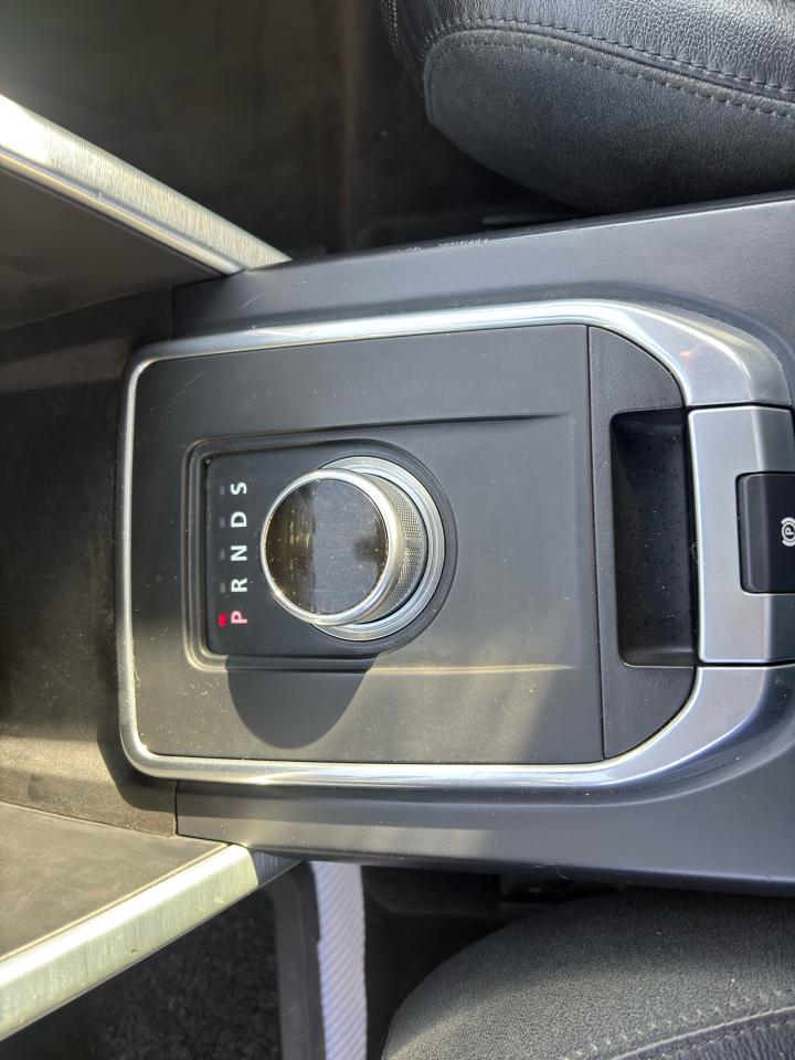 2016 Land Rover Discovery Sport HSE CERTIFIED - Photo #16