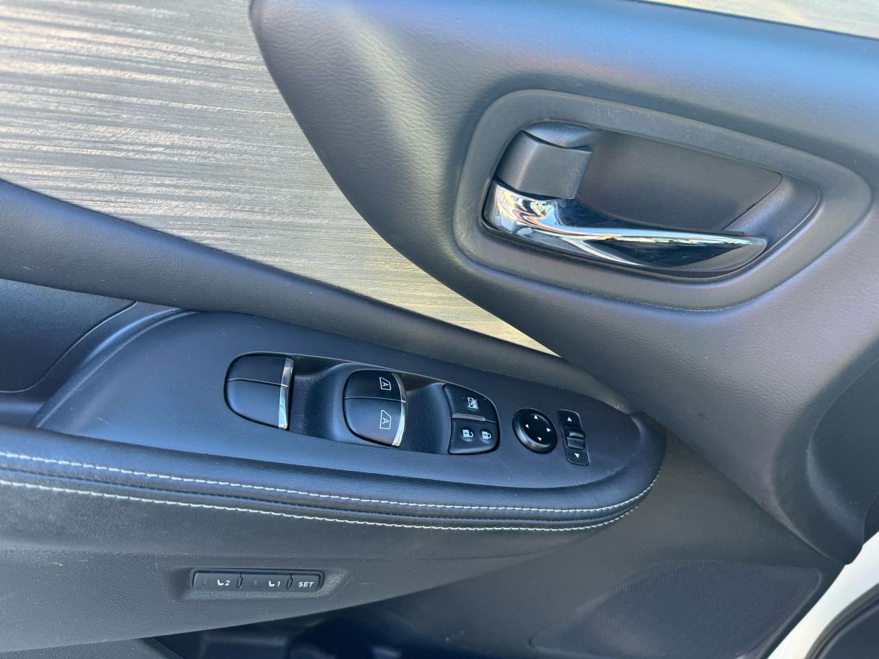 2015 Nissan Murano SL - Photo #18