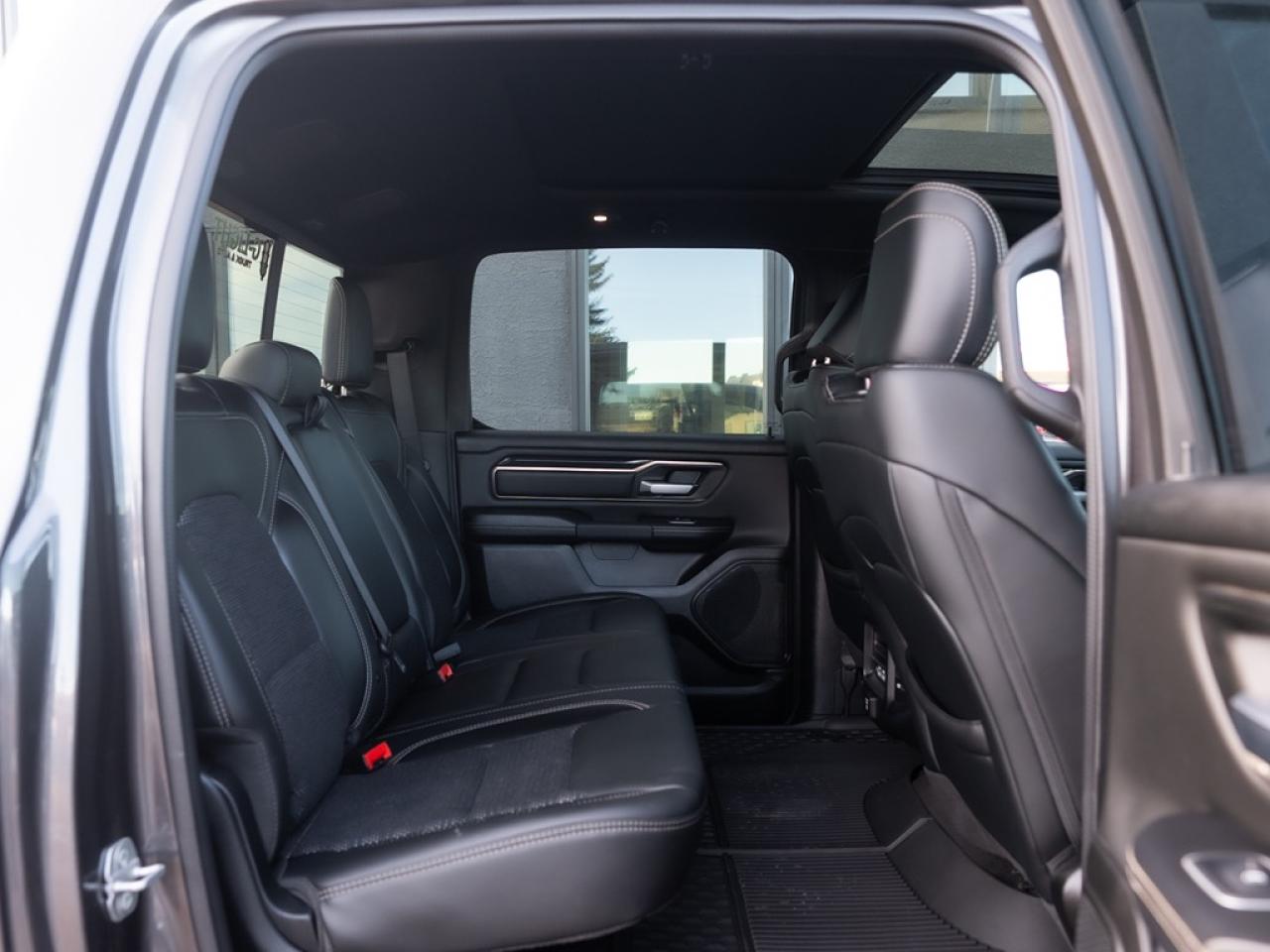 2022 RAM 1500 SPORT Photo39