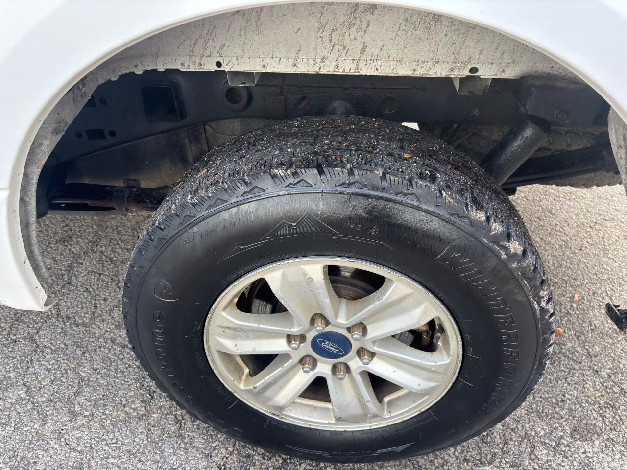 2017 Ford F-150 XLT 4WD - Photo #16