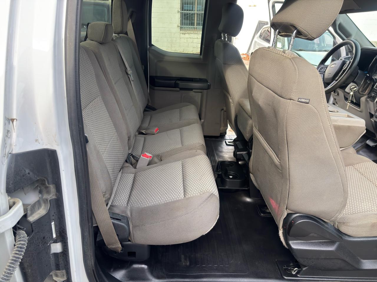 2017 Ford F-150 XLT 4WD - Photo #13