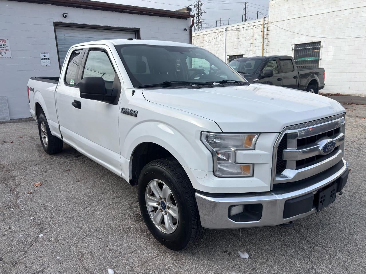 2017 Ford F-150 XLT 4WD - Photo #1