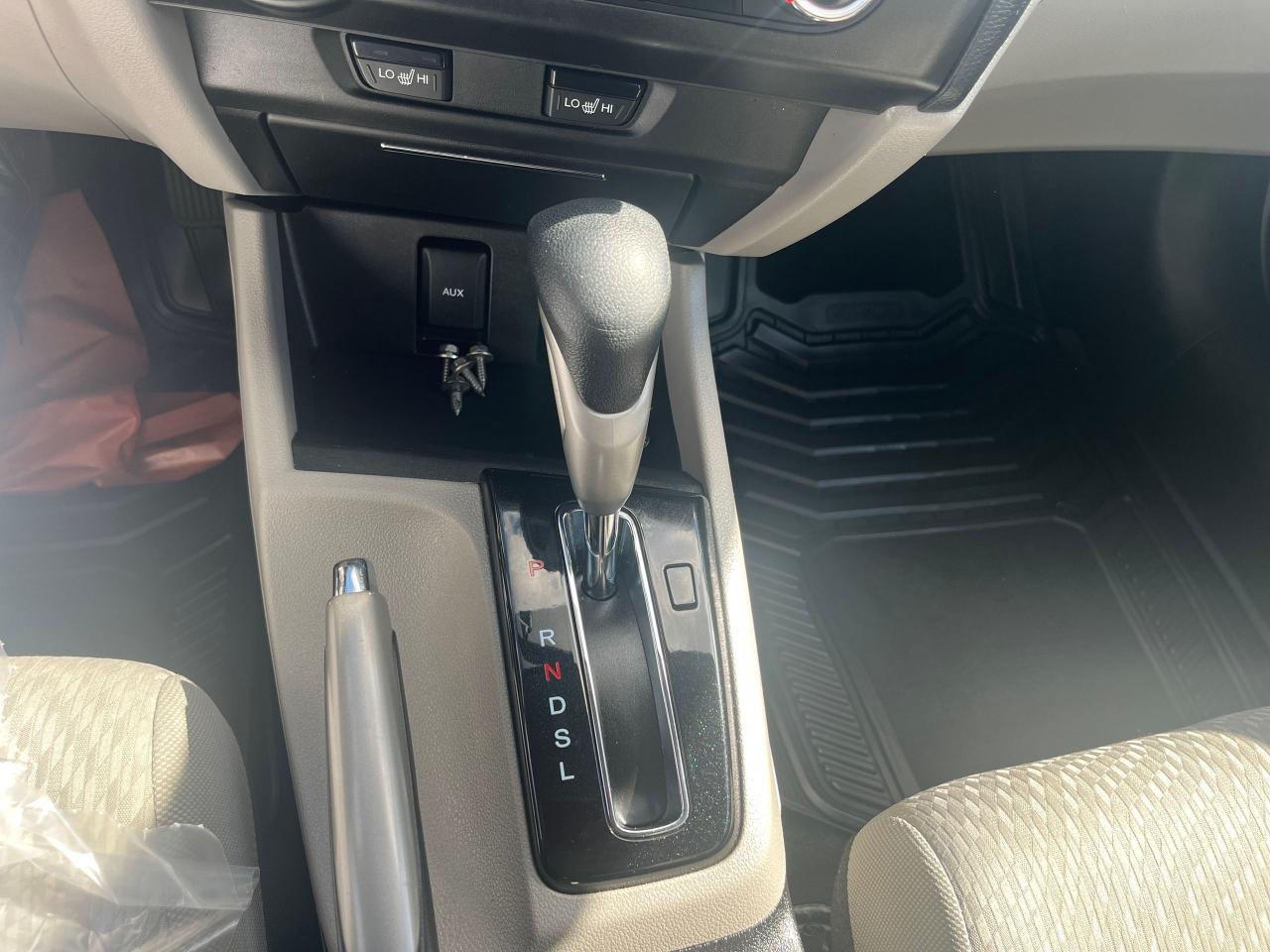 2014 Honda Civic 4dr Cvt Lx Photo