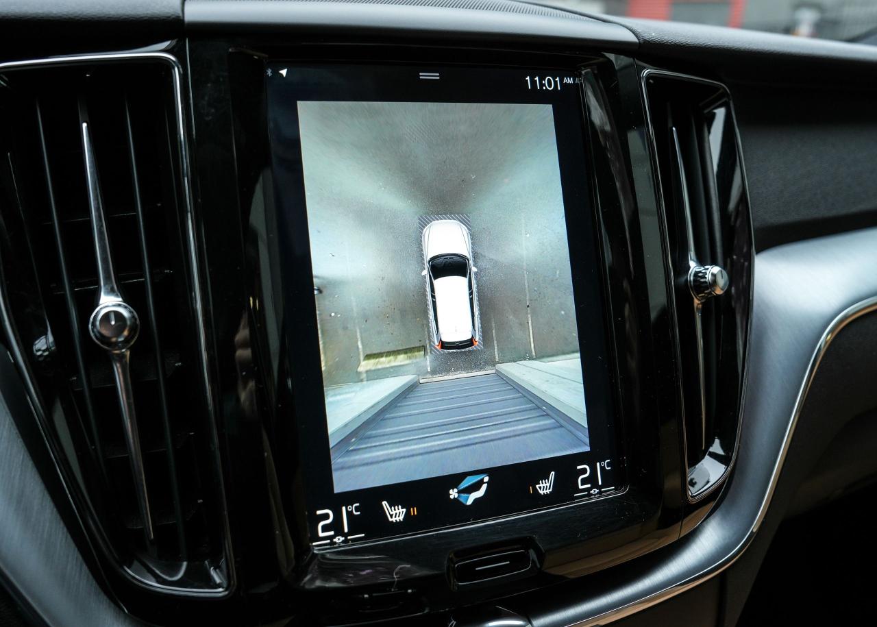 2019 Volvo XC60 T6 AWD Momentum - Photo #14