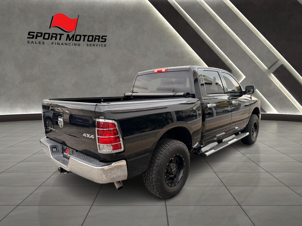 2016 RAM 1500 4x4 5.7l V8 HEMI Crew ST+Camera+A/C+CLEAN CARFAX Photo60