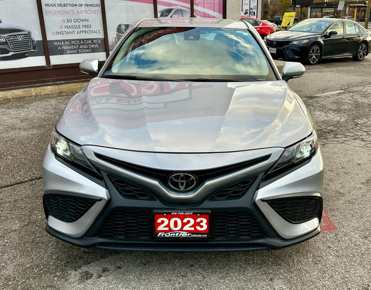 2023 Toyota Camry SE | NO ACCIDENTS | LOW KMS | BACK UP CAM Photo2