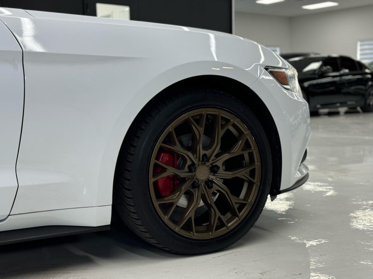 2017 Ford Mustang V6|CONVERTIBLE|BACKUP|BLUTOOTH|CRUISE CONTROL| Photo2