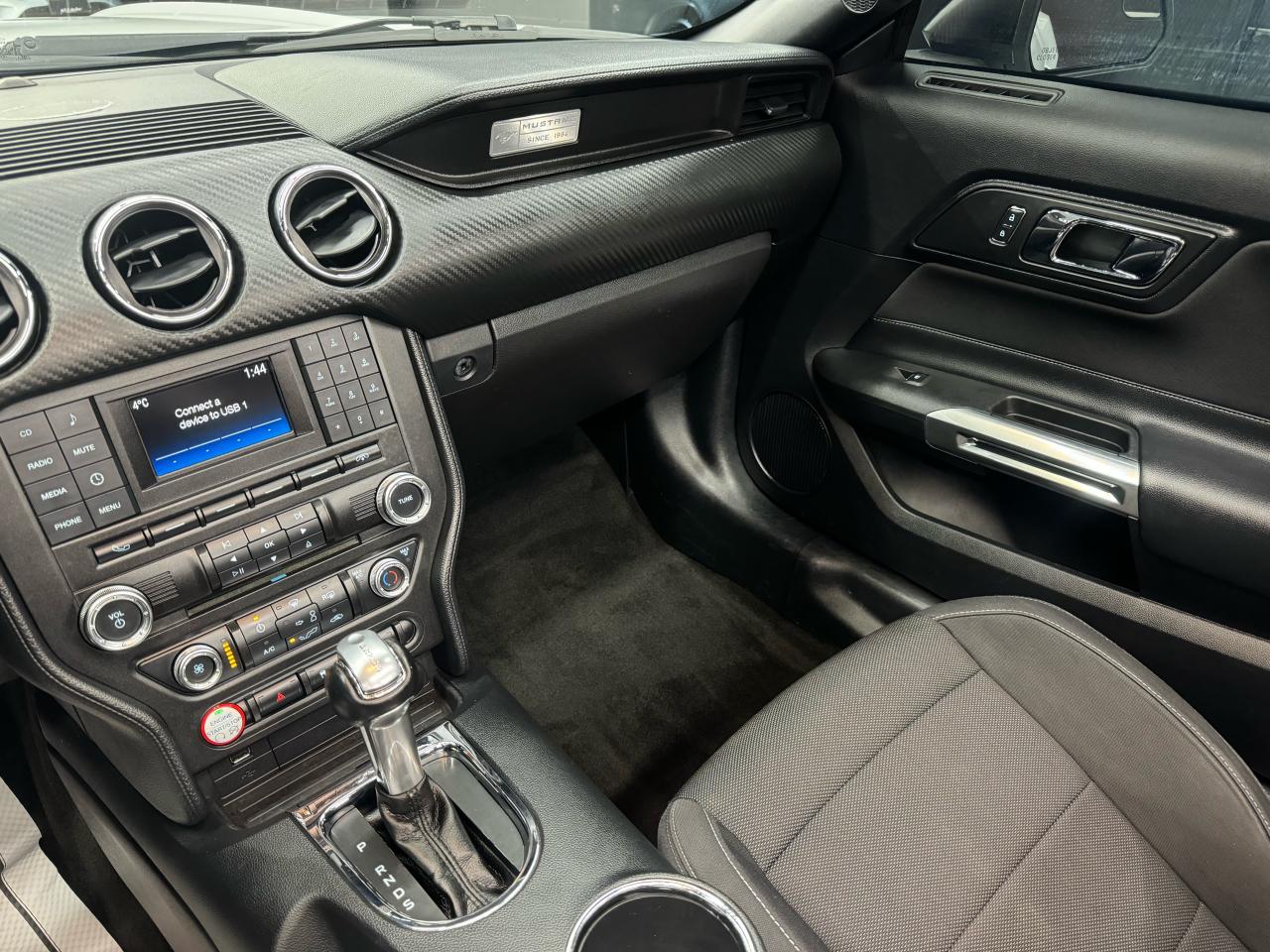 2017 Ford Mustang V6|CONVERTIBLE|BACKUP|BLUTOOTH|CRUISE CONTROL| - Photo #19