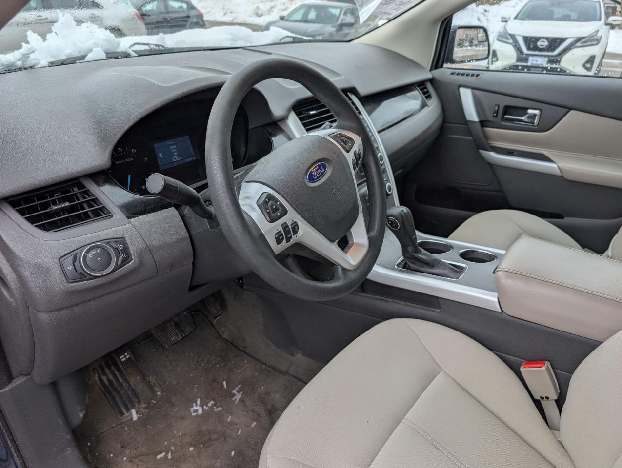 2012 Ford Edge SE FWD Photo