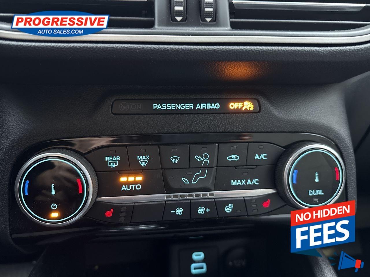 2022 Ford Escape SE Photo