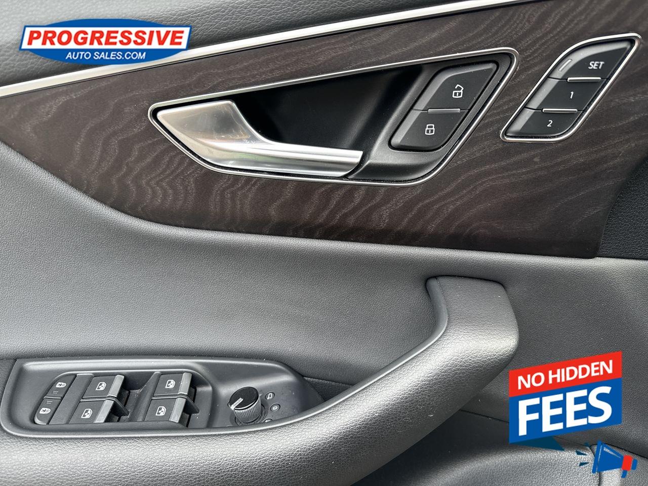 2021 Audi Q8 55 Progressiv Photo