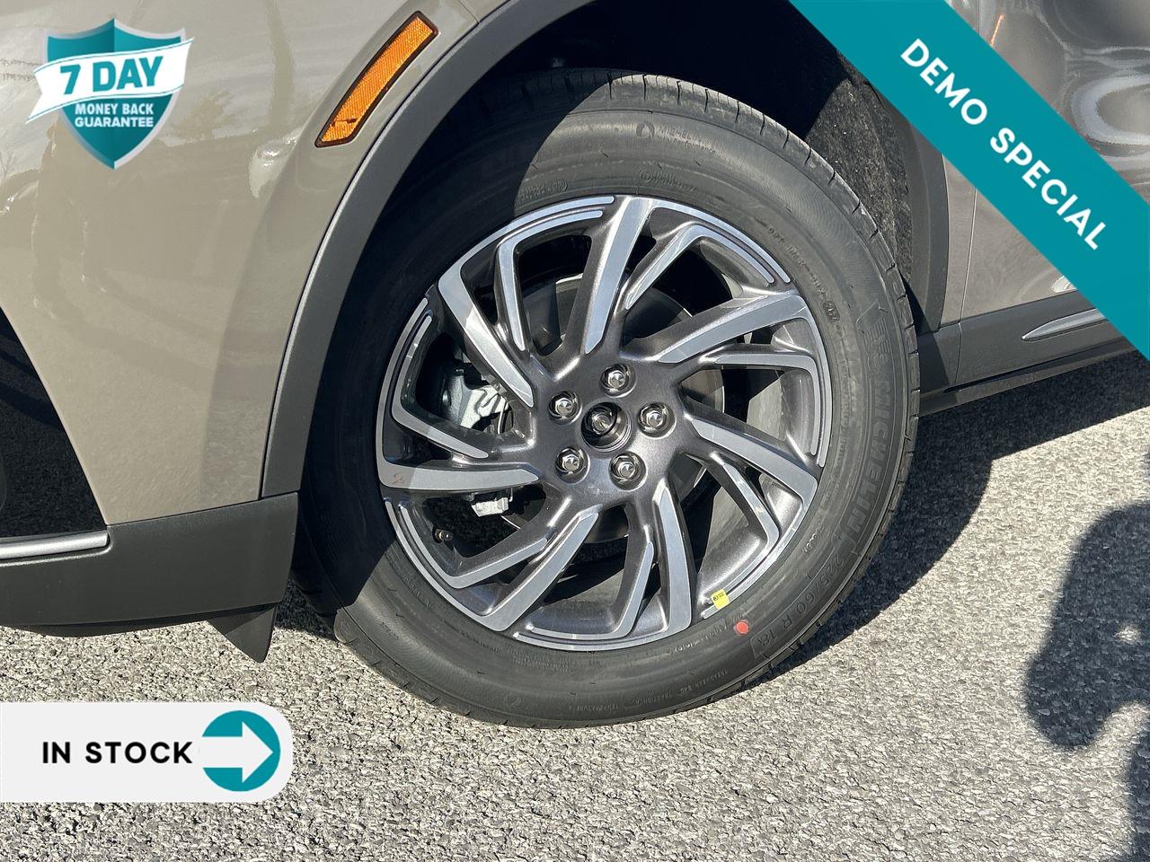 2025 Lincoln Corsair Premiere DEALER DEMO | 360 CAM | HEATED STEERING WHEEL | Photo