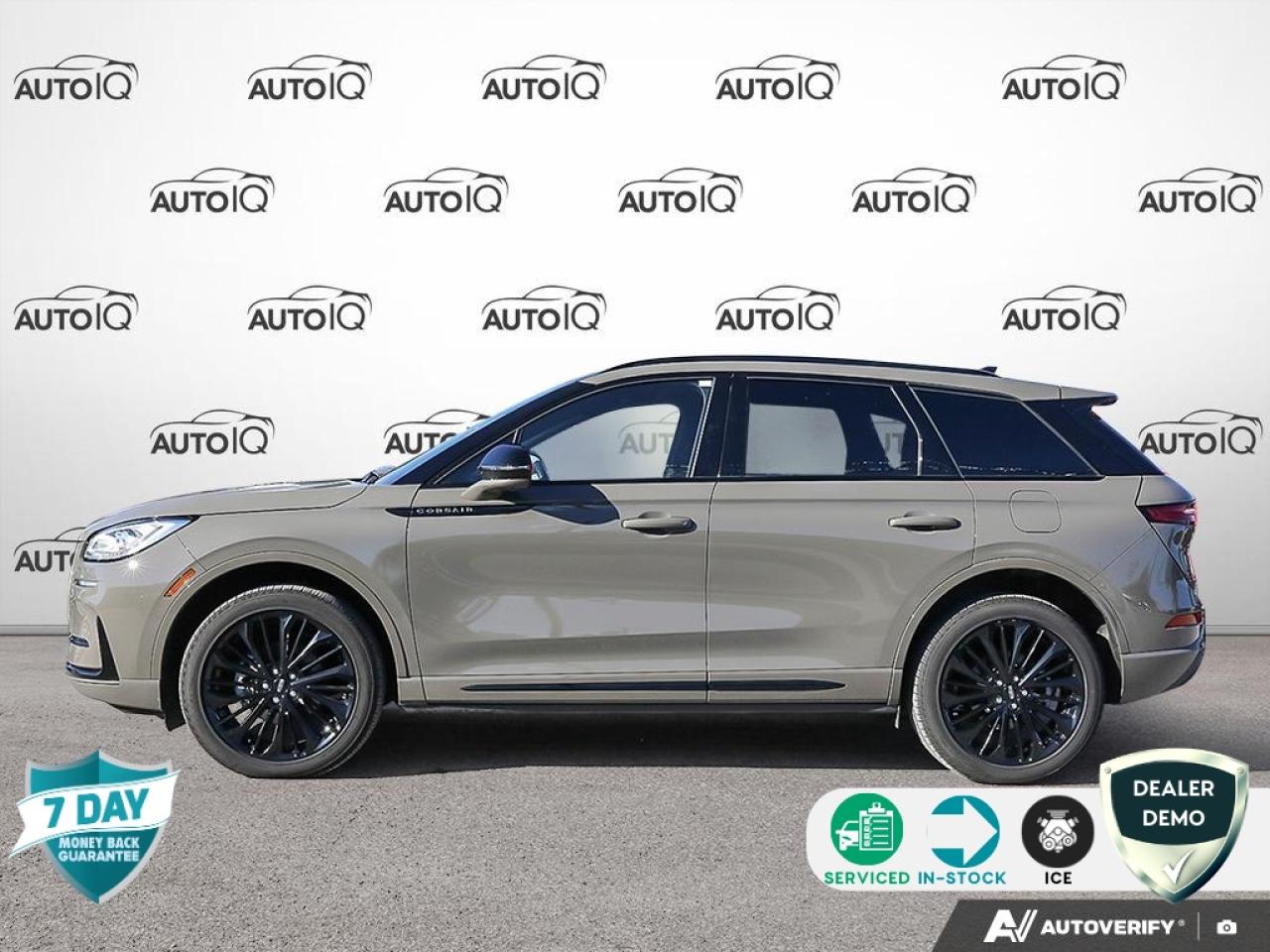 2025 Lincoln Corsair Reserve FLOOR LINERS | PANO ROOF | 8-SPD A/T | JET APPEAR PKG | PARTICAL GAS FILL | 2.0L GTDI A | 201A | PREMIUM LEATHER-TRIMMED HEATED CAPTAIN'S CHAIRS Photo2