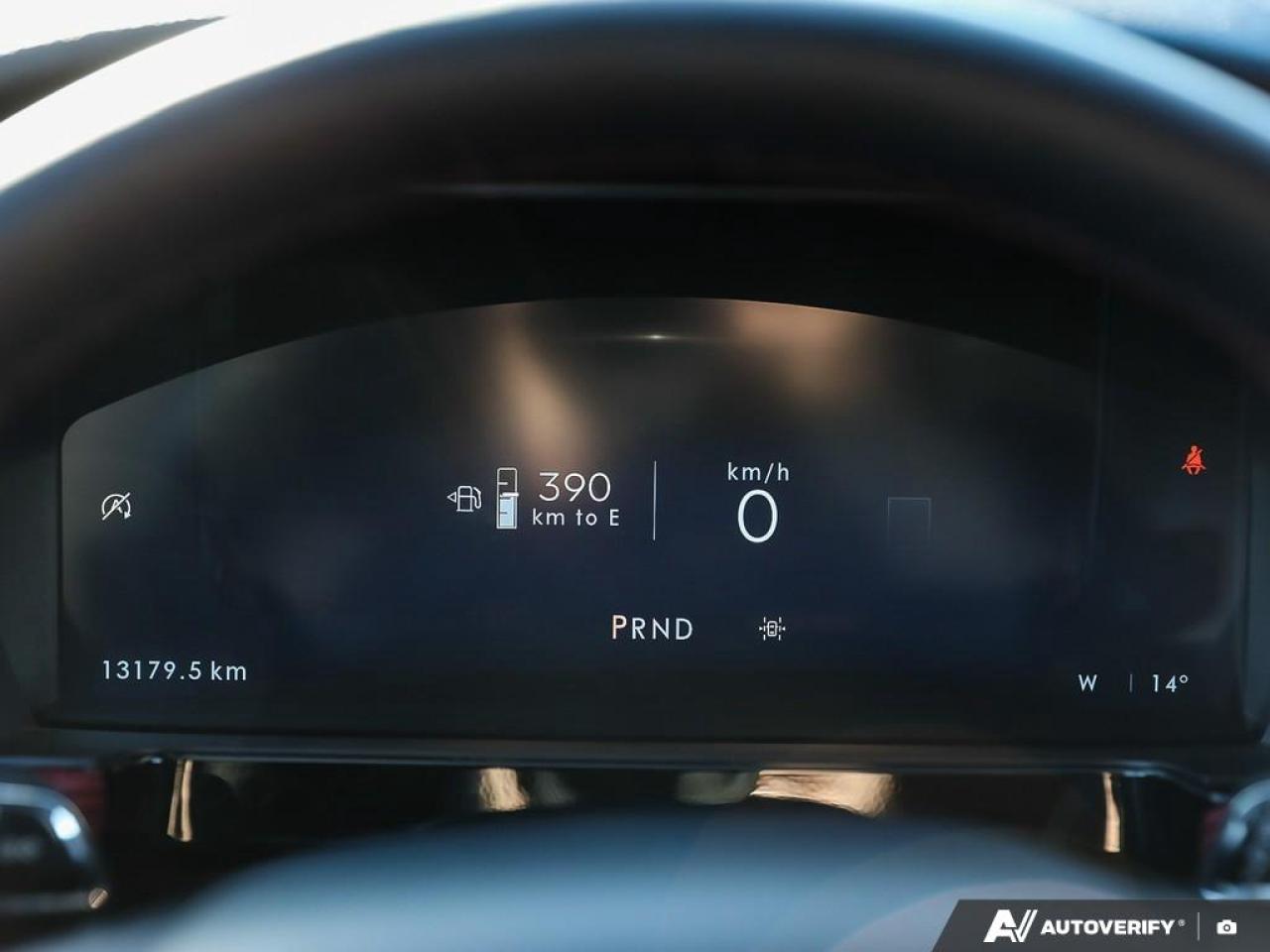 2025 Lincoln Corsair Reserve FLOOR LINERS | PANO ROOF | 8-SPD A/T | JET APPEAR PKG | PARTICAL GAS FILL | 2.0L GTDI A | 201A | PREMIUM LEATHER-TRIMMED HEATED CAPTAIN'S CHAIRS Photo