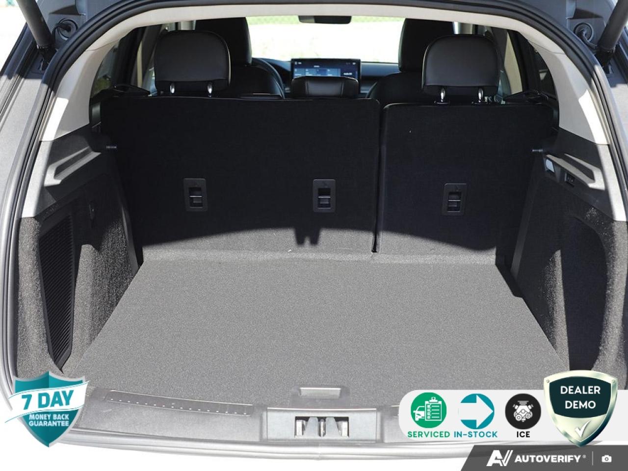 2025 Lincoln Corsair Premiere Equipment Group 101A|ALL-WTHR FLR LNRS W/MATS|PANORAMIC VISTA RF W/PWR SHADE|8-SPD AUTO|17 MINI SPARE WHEEL W/TIRE|JET APPEARANCE PKG|2.0L TURBOCHARGED ENG|CRYSTAL WHITE MET CC|EQUIP GROUP 101A|EBONY, Photo