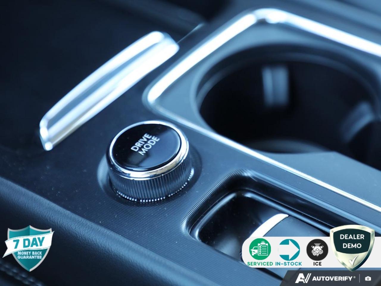 2025 Lincoln Corsair Premiere Equipment Group 101A|ALL-WTHR FLR LNRS W/MATS|PANORAMIC VISTA RF W/PWR SHADE|8-SPD AUTO|17 MINI SPARE WHEEL W/TIRE|JET APPEARANCE PKG|2.0L TURBOCHARGED ENG|CRYSTAL WHITE MET CC|EQUIP GROUP 101A|EBONY, Photo