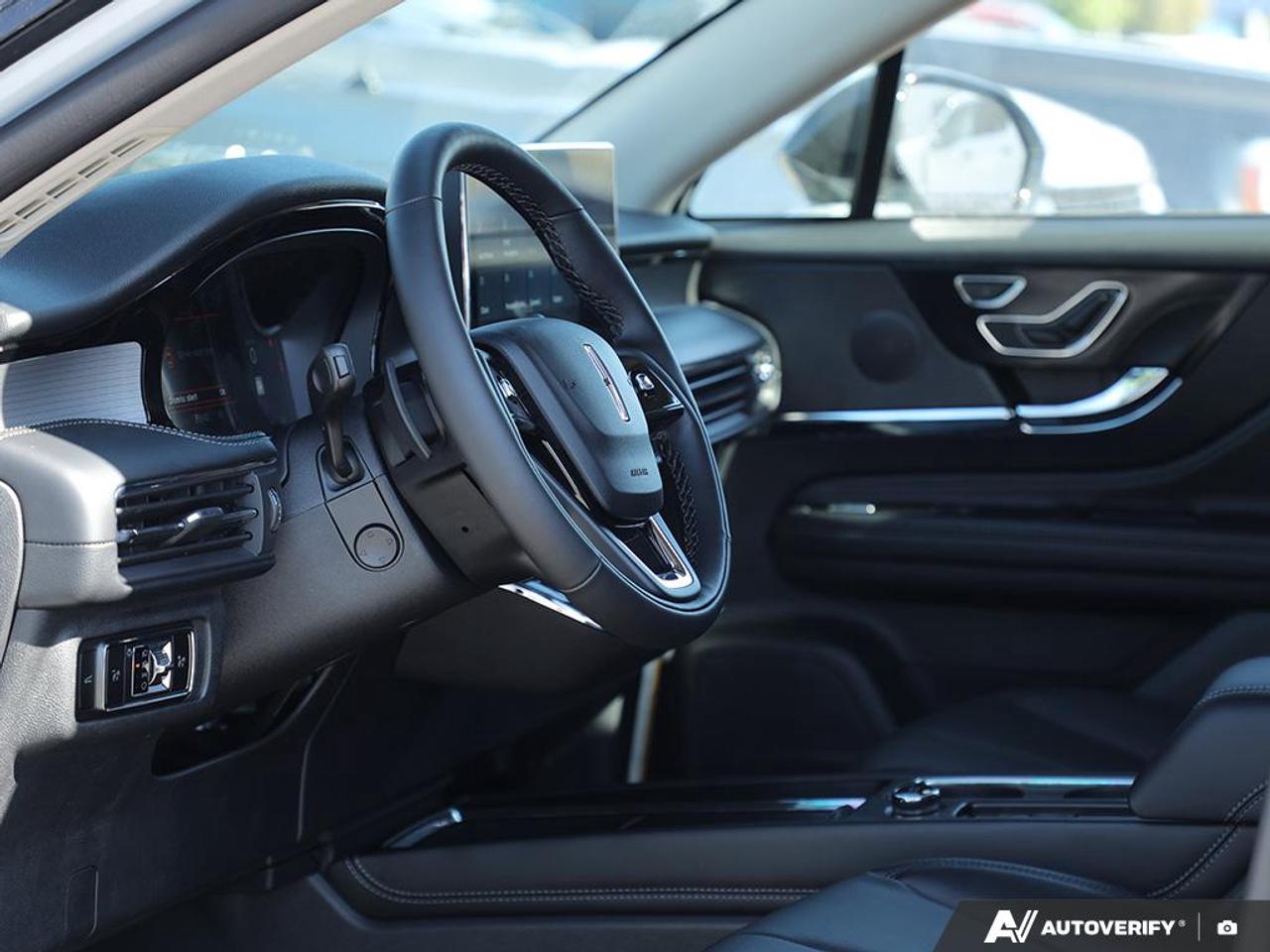 2025 Lincoln Corsair Premiere Equipment Group 101A|ALL-WTHR FLR LNRS W/MATS|PANORAMIC VISTA RF W/PWR SHADE|8-SPD AUTO|17 MINI SPARE WHEEL W/TIRE|JET APPEARANCE PKG|2.0L TURBOCHARGED ENG|CRYSTAL WHITE MET CC|EQUIP GROUP 101A|EBONY, Photo