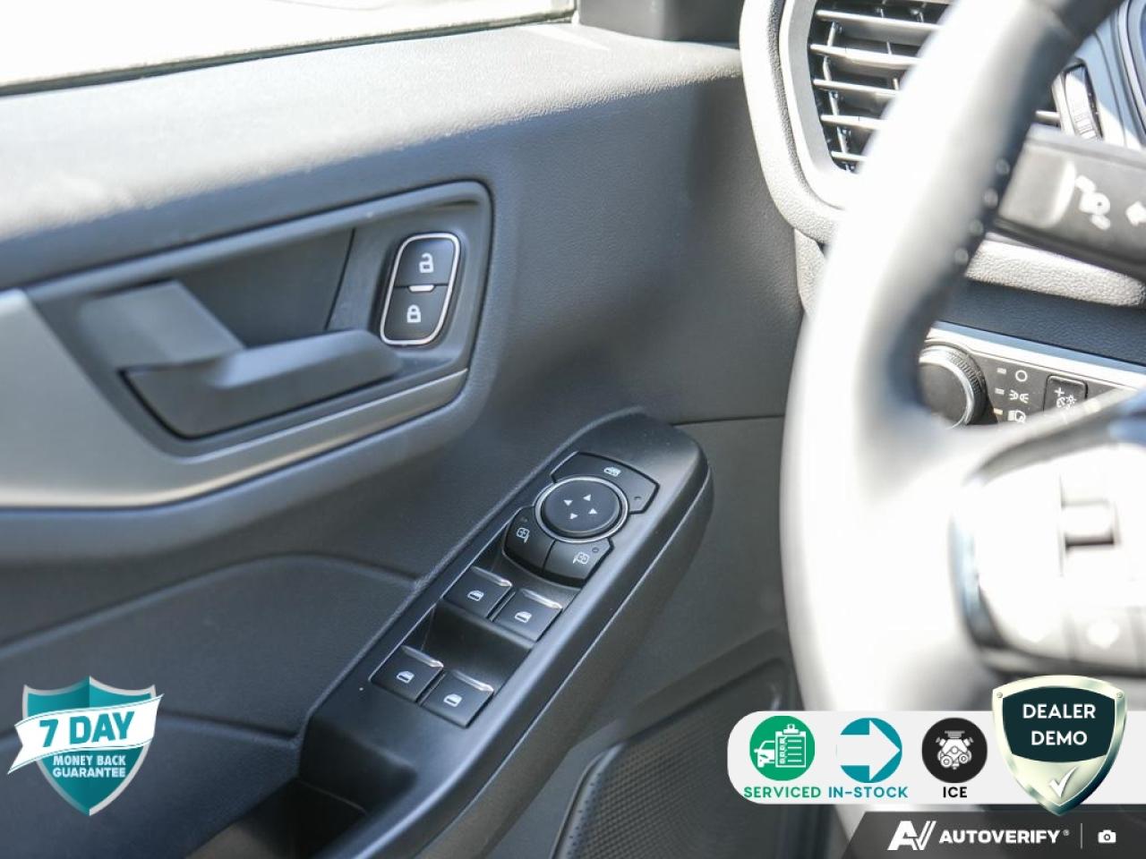 2025 Ford Escape Active APPLE CARPLAY | POWER LIFTGATE | FRONT HEATED BUCK Photo