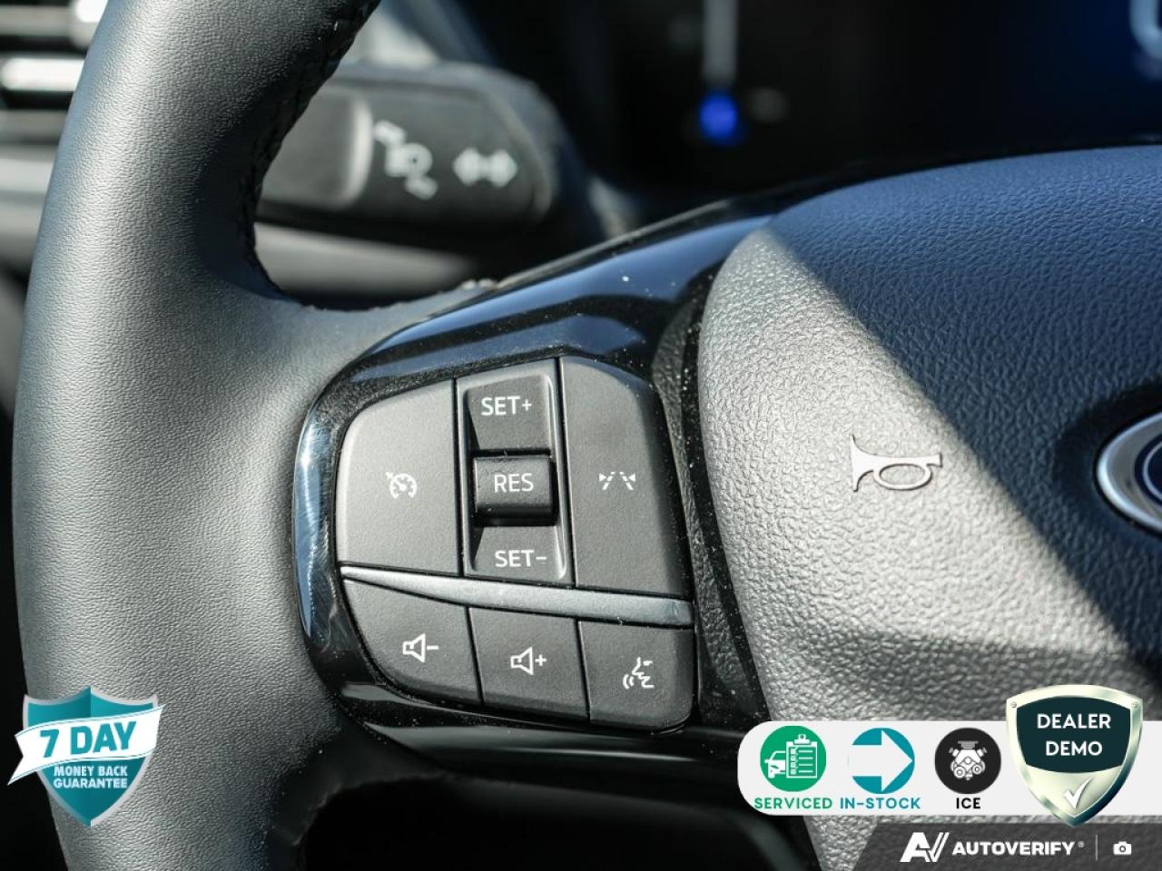 2025 Ford Escape Active APPLE CARPLAY | POWER LIFTGATE | FRONT HEATED BUCK Photo