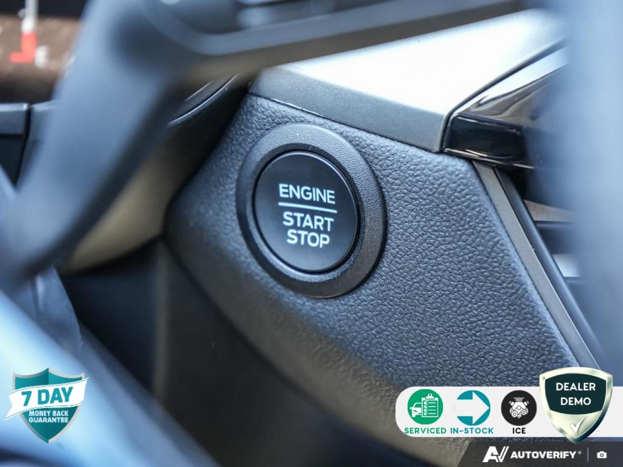 2025 Ford Escape Active APPLE CARPLAY | POWER LIFTGATE | FRONT HEATED BUCK Photo