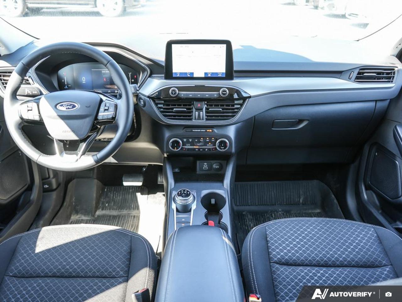 2025 Ford Escape Active APPLE CARPLAY | POWER LIFTGATE | FRONT HEATED BUCK Photo