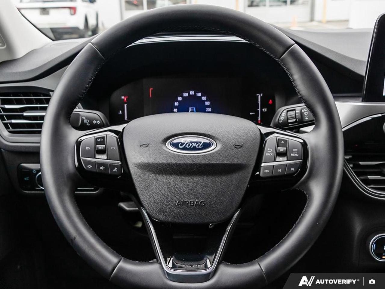 2025 Ford Escape Active APPLE CARPLAY | POWER LIFTGATE | FRONT HEATED BUCK Photo