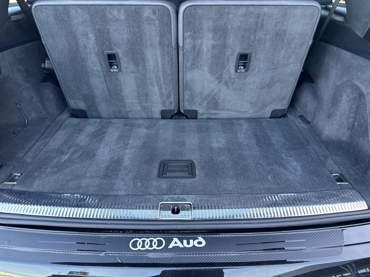 2024 Audi Q7 45 Komfort Photo